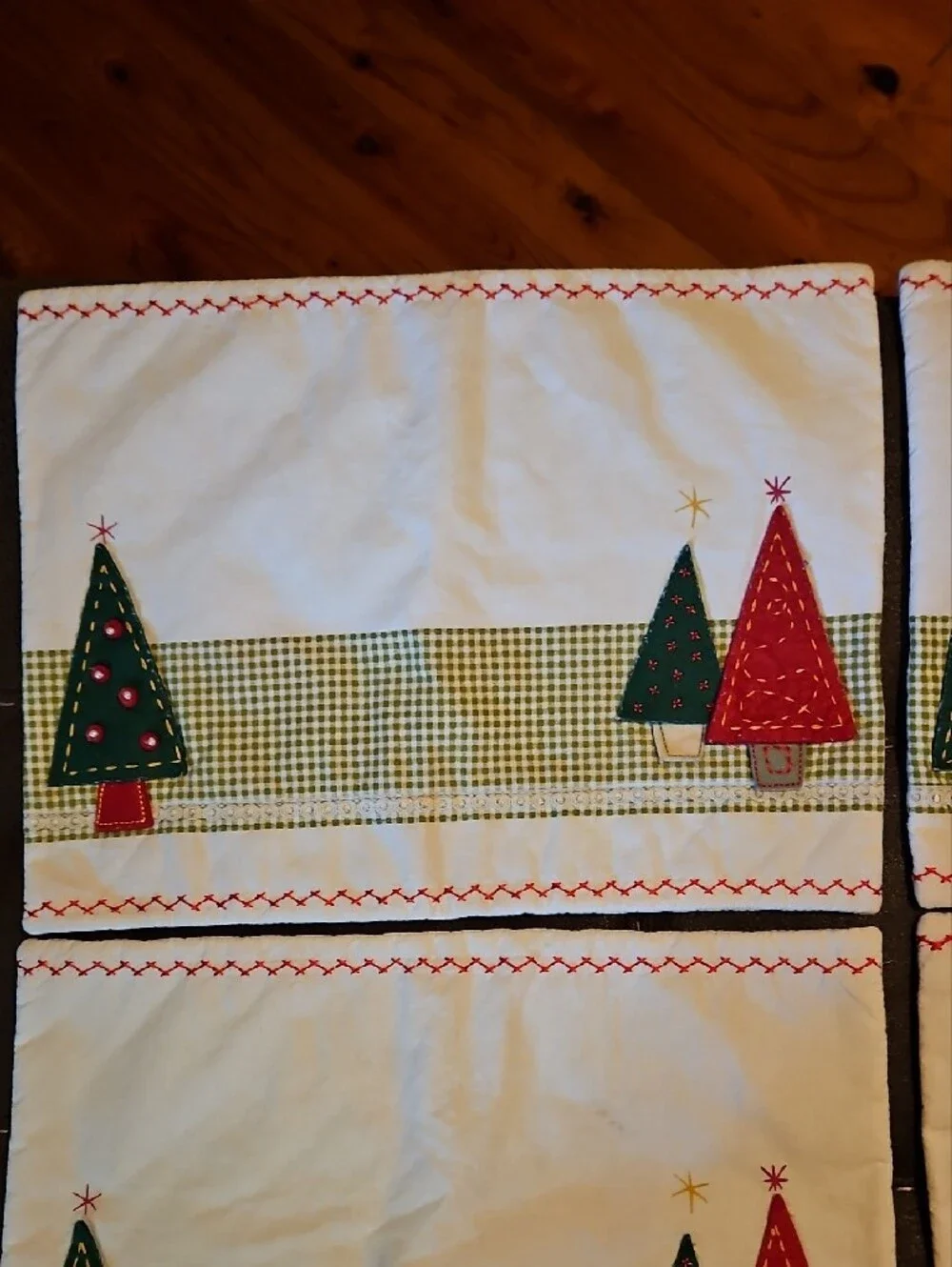 Holiday Tree Placemat Set - Felt Red & Green Christmas Design